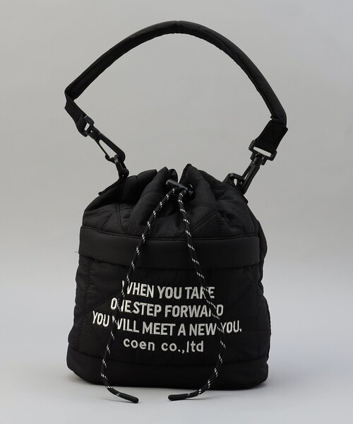 coen（コーエン）の「【再入荷・新色登場】ロゴ刺繍 幾何柄 キルト巾着ショルダーバッグ（ショルダーバッグ・レディース・その他2/その他4/シルバー/ブラック/ホワイト・FREE）」の4枚目の写真