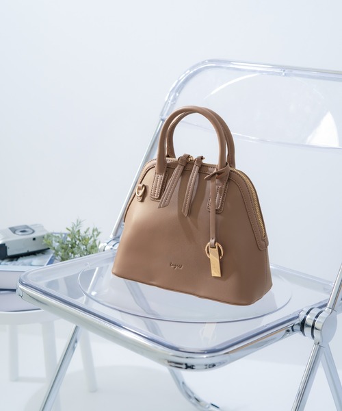 Ungrid(アングリッド)の「【Ungrid/アングリッド】 シンプルスムース ボストンバッグ(ボストンバッグ・レディース・グレー/ブラック/ダークグリーン/ベージュ/キャメル/アイボリー・FREE)」の4枚目の写真