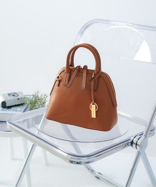 Ungrid(アングリッド)の「【Ungrid/アングリッド】 シンプルスムース ボストンバッグ(ボストンバッグ・レディース・グレー/ブラック/ダークグリーン/ベージュ/キャメル/アイボリー・FREE)」の6枚目の写真