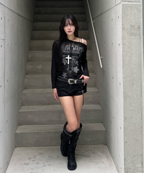 ZIPPER CLUB（ZIPPER CLUB ジッパークラブ）の「lace cross motif knit（ニット/セーター・レディース・ブラック/ホワイト・SMALL/MEDIUM）」の12枚目の写真