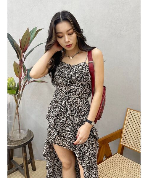 ギャザーアシンメトリーロングワンピース（ワンピース）｜EVRIS