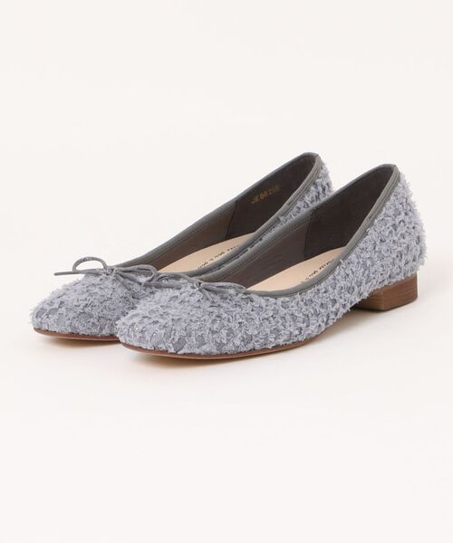 ABC-MART(エービーシーマート)の「JOLI ENCORE ジョリーアンコール FL SQ BALLET 1 フェザーラメスクエアバレエ 1 JE80256 GRAY(パンプス・レディース・グレー・22.5cm/23.0cm/23.5cm/24.0cm/24.5cm)」の1枚目の写真
