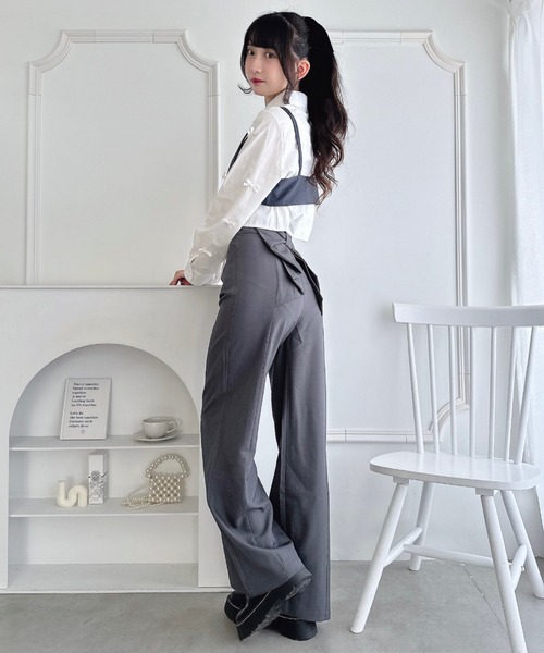 Loueme(ルエム)の「バックリボンタックパンツ(スラックス・レディース・ブラック/グレー・S/M)」の7枚目の写真