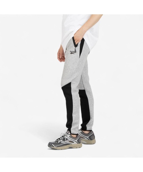 Reebok(リーボック)の「ジョガーパンツ / PANEL JOGGER(その他パンツ・メンズ・グレー/ブラック/アーミー・SMALL/MEDIUM/LARGE)」の11枚目の写真