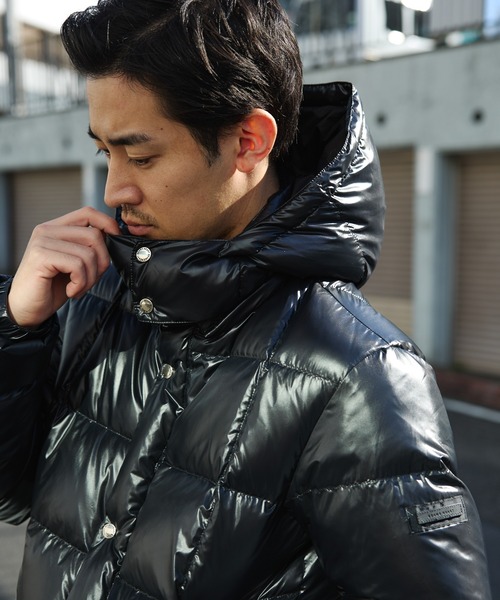 BEAMS HEART(ビームスハート)の「シャイニー フード ダウン ジャケット(ダウンジャケット/コート・メンズ・ブラック/ネイビー・S/M/L/XL)」の1枚目の写真