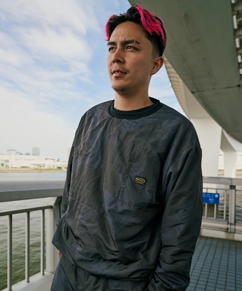 RVCA(ルーカ)の「RVCA メンズ GRANT PUFFER REVERSIBLE CR トレーナー 【2025年秋冬モデル】/ルーカリバーシブルスウェットトレーナー(SET UP・セットアップ可能・空港コーデ)(スウェット・メンズ・ブラウン系カモフラージュ/ブラック/ブラック系その他・X-LARGE/LARGE/MEDIUM/SMALL)」の8枚目の写真