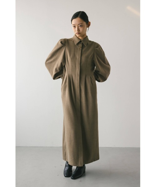 STYLEMIXER(スタイルミキサー)の「ショルダータックワンピース(ワンピース・レディース・ライトブラウン/チャコールグレー・SMALL/MEDIUM)」の5枚目の写真