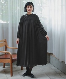 Neina（ネイナ）の「日本製生地使用　洗える防しわヨークオパール切替キャザーワンピース＜大きいサイズ有＞〔Neina〕（スーツセット）」