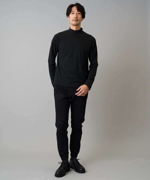 a.v.v(アーヴェヴェ)の「カチオンストレッチモックネックスTシャツ〈ON/OFF SERIES〉(Tシャツ/カットソー・メンズ・チャコールグレー/ブラック・50/48/46/44)」の7枚目の写真
