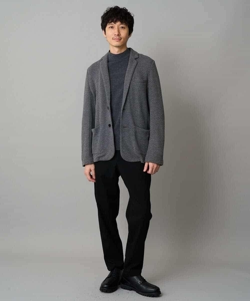 a.v.v(アーヴェヴェ)の「カチオンストレッチモックネックスTシャツ〈ON/OFF SERIES〉(Tシャツ/カットソー・メンズ・チャコールグレー/ブラック・50/48/46/44)」の8枚目の写真