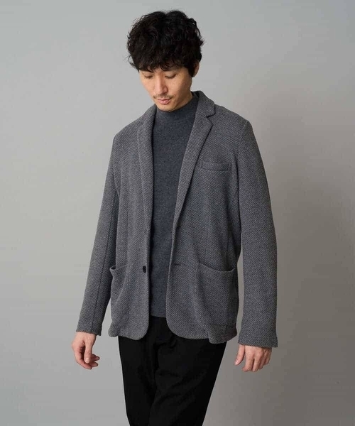 a.v.v(アーヴェヴェ)の「カチオンストレッチモックネックスTシャツ〈ON/OFF SERIES〉(Tシャツ/カットソー・メンズ・チャコールグレー/ブラック・50/48/46/44)」の12枚目の写真
