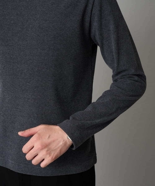 a.v.v(アーヴェヴェ)の「カチオンストレッチモックネックスTシャツ〈ON/OFF SERIES〉(Tシャツ/カットソー・メンズ・チャコールグレー/ブラック・50/48/46/44)」の18枚目の写真