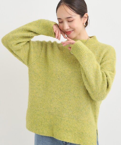 DRESKIP（ドレスキップ）の「【S-LL】ほんのりラメで華やか ふわふわハイネックニット（ニット/セーター・レディース・オフホワイト/スモーキーグリーン系/ライトグレー/ピンク系・01/02/03/04）」の3枚目の写真