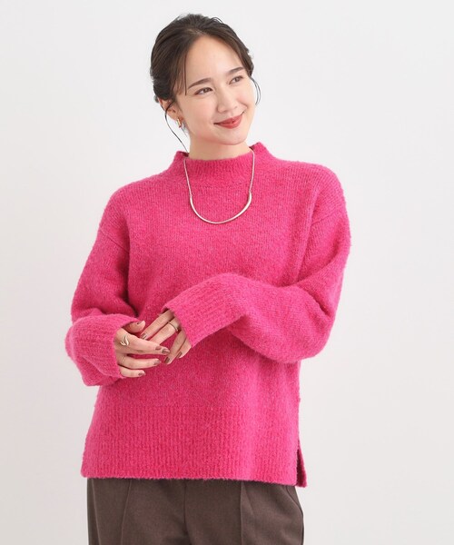 DRESKIP（ドレスキップ）の「【S-LL】ほんのりラメで華やか ふわふわハイネックニット（ニット/セーター・レディース・オフホワイト/スモーキーグリーン系/ライトグレー/ピンク系・01/02/03/04）」の5枚目の写真