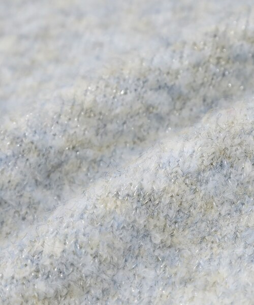 DRESKIP（ドレスキップ）の「【S-LL】ほんのりラメで華やか ふわふわハイネックニット（ニット/セーター・レディース・オフホワイト/スモーキーグリーン系/ライトグレー/ピンク系・01/02/03/04）」の12枚目の写真