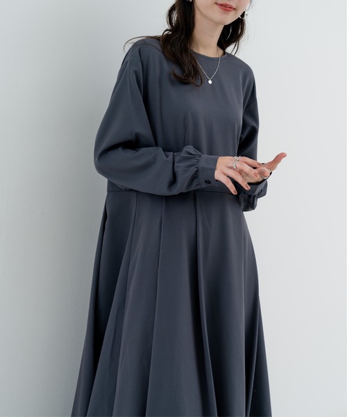 refinedworks（リファインドワークス）の「【refinedworks】 大人フェミニン な バルーンワンピース（ワンピース・レディース・カーキ/チャコールグレー・FREE）」の18枚目の写真