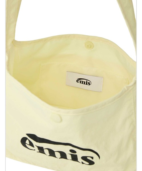 EMIS(イミス)の「NYLON MINI CROSSBODY BAG(メッセンジャーバッグ・レディース・ブラック/アイボリー/レッド・FREE)」の20枚目の写真