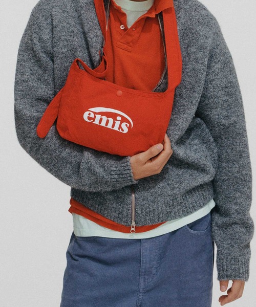 EMIS(イミス)の「NYLON MINI CROSSBODY BAG(メッセンジャーバッグ・レディース・ブラック/アイボリー/レッド・FREE)」の5枚目の写真