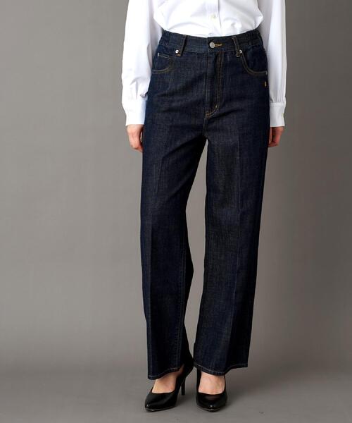 DRESSTERIOR（ドレステリア）の「センタープレスストレートデニム（デニムパンツ・レディース・ブルー系その他・34/36/38/40）」の4枚目の写真
