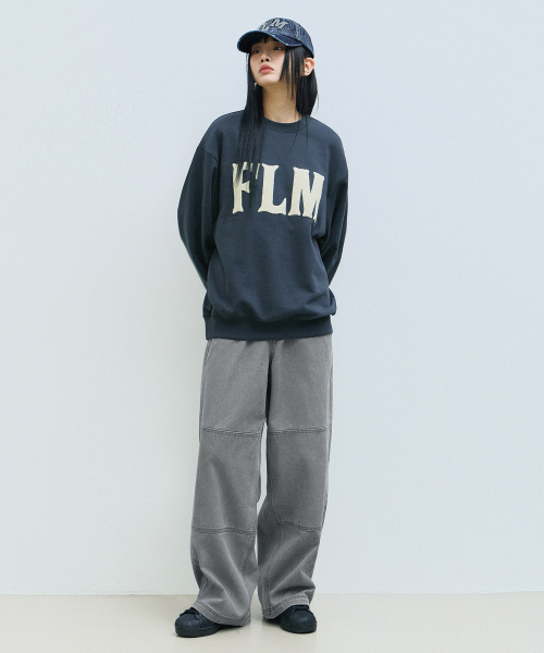 F.ILLUMINATE(フィルミネイト)の「FLM ブークルロゴスウェットシャツ-ブラック(スウェット・レディース・その他・SMALL/MEDIUM/LARGE)」の6枚目の写真