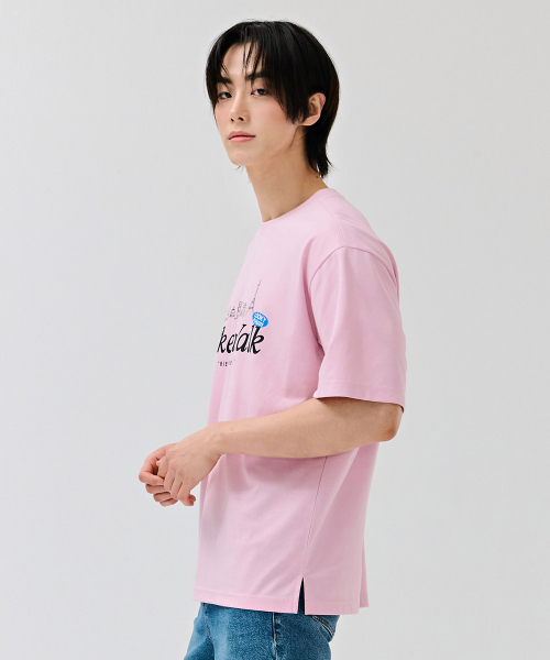 CHASECULT（チェイスカルト）の「共用キャラクターグラフィック半袖Tシャツ-DCRU5845E0P（Tシャツ/カットソー・メンズ・PINK・90/100/95/105）」の4枚目の写真