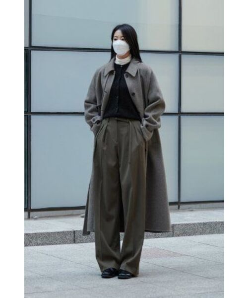 MUSINSA STANDARD WOMAN（ムシンサスタンダードウーマン）の「ウィメンズスリムクロップタートルネック長袖Tシャツ[クリーム]（Tシャツ/カットソー・レディース・その他・SMALL/MEDIUM/LARGE/X-SMALL）」の11枚目の写真
