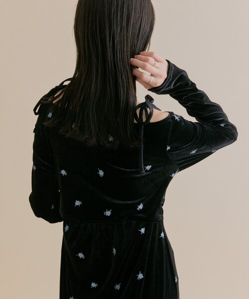 mystic（ミスティック）の「[森川企画]花柄ベロアワンピース（ワンピース・レディース・ピンク・2/1）」の6枚目の写真