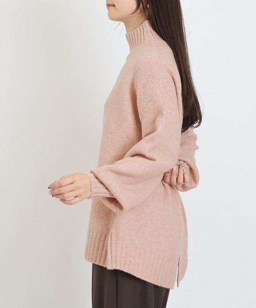 TRUDEA(トルディア)の「ミルドライクハイネックニット(ニット/セーター・レディース・アイボリー/ブルー/チャコールグレー/ピンク・MEDIUM)」の10枚目の写真