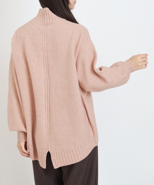 TRUDEA(トルディア)の「ミルドライクハイネックニット(ニット/セーター・レディース・アイボリー/ブルー/チャコールグレー/ピンク・MEDIUM)」の11枚目の写真