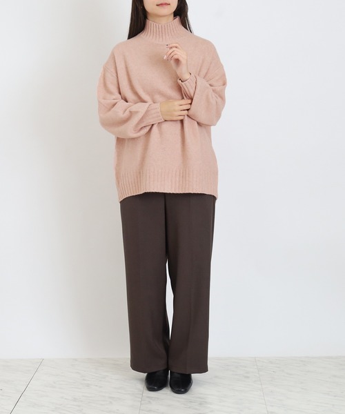 TRUDEA(トルディア)の「ミルドライクハイネックニット(ニット/セーター・レディース・アイボリー/ブルー/チャコールグレー/ピンク・MEDIUM)」の12枚目の写真