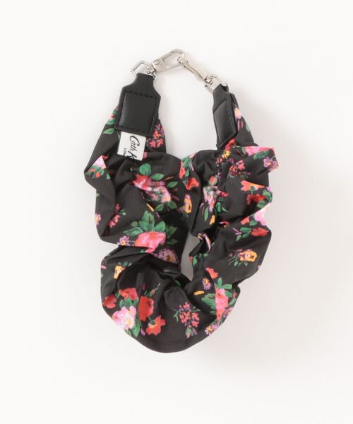 Cath Kidston(キャスキッドソン)の「ハンドストラップ Icon Floral(スマホグッズ・レディース・ブラック・FREE)」の5枚目の写真