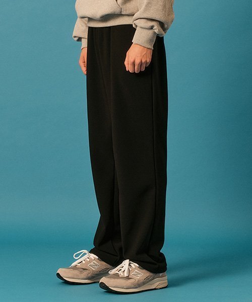KOLEAT（コレット）の「[Fluffy ver.] MEN Winter Banding Wide Slacks Pants [Black] Winter pants ver.（スラックス・メンズ・その他・MEDIUM/LARGE）」の2枚目の写真
