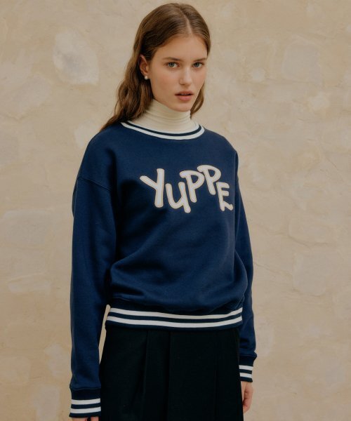 YUPPE(ヨッペ)の「LETTERING SWEATSHIRT_NAVY(スウェット・レディース・その他・FREE)」の3枚目の写真