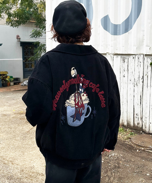 DOUBLE NAME(ダブルネーム)の「フロックツイル Dino CAFE BACK刺しゅうブルゾン(ブルゾン・レディース・ブラウン/ネイビー・FREE)」の13枚目の写真