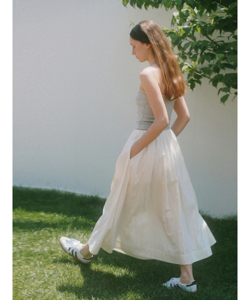 UNNOUT(アナウト)の「MAXI FULL SKIRT IVORY(スカート・レディース・その他・FREE)」の1枚目の写真