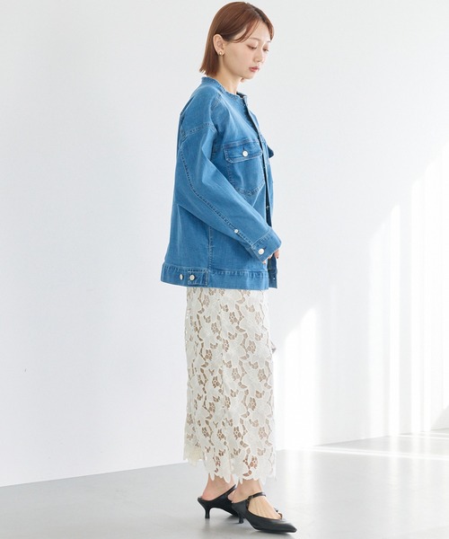 LAVEANGE（ラビアンジェ）の「ノーカラーデニムジャケット（デニムジャケット・レディース・ブルー・M/LL/3L/4L/5L）」の7枚目の写真