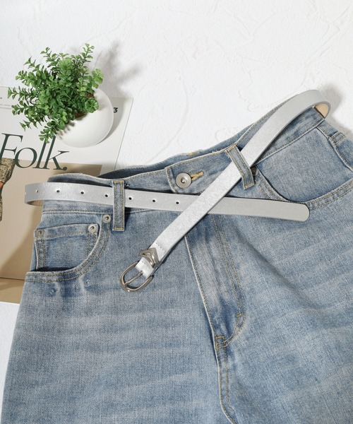 FUNALIVE（ファンアライブ）の「シンプル　V字型バックル 　スリムベルト（ベルト・レディース・ブラック/シルバー/ダークブラウン/レッド系その他/ブラウン・FREE）」の5枚目の写真