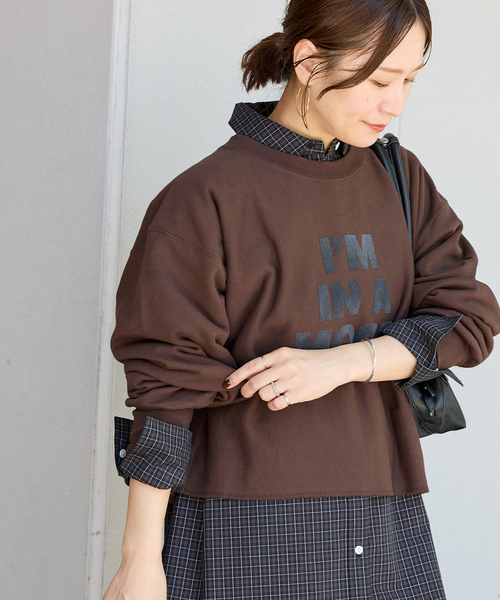 JOURNAL STANDARD（ジャーナルスタンダード）の「《追加》CROPPED LOGO SWEAT（スウェット・レディース・ブラウン/アイボリー/ブラック/ブラック系その他・FREE）」の4枚目の写真