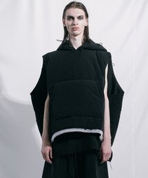 ASPARAGUS（アスパラガス）の「スリーブレスパディングフードパーカー ブラック（パーカー）」