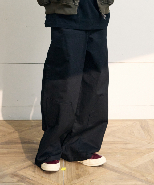 eastserviceshop(イーストサービスショップ)の「ESS Cotton Carpenter Pants - Black(その他パンツ・レディース・ブラック・46/48/50)」の1枚目の写真