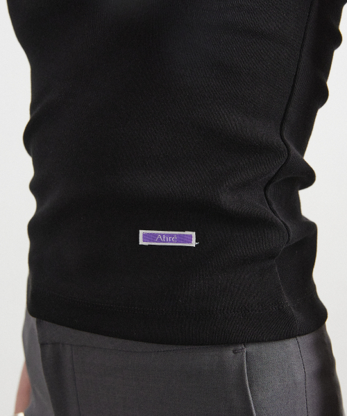 AHRE(アフレ)の「SCOOP NECK SLEEVELESS_BLACK(Tシャツ/カットソー・レディース・その他・SMALL/MEDIUM)」の3枚目の写真