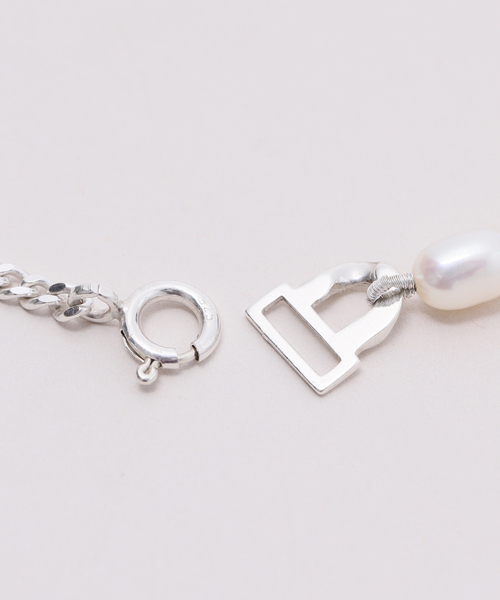 SASKIA DIEZ（サスキアディッツ）の「【SASKIA DIEZ/サスキア ディツ】GRAND IDENTITY PEARLNECKLACE（ネックレス・レディース・シルバー・FREE）」の5枚目の写真