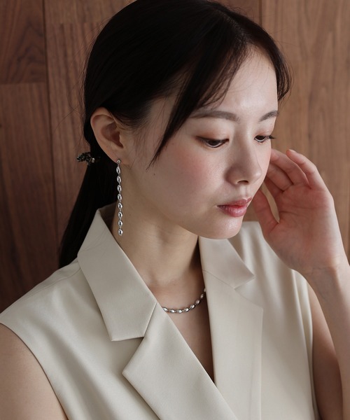 J by blue(ジェイバイブルー)の「オーバルボールチェーンピアス / ニッケルフリー(ピアス(両耳用)・レディース・シルバー/ゴールド・FREE)」の10枚目の写真