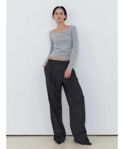 ETMON(エトモン)の「Wrap Stud T-Shirt, Grey(Tシャツ/カットソー・レディース・その他・FREE)」の4枚目の写真
