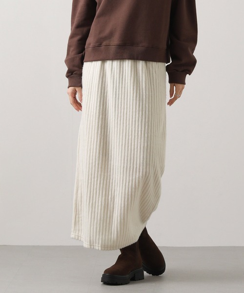 Gready Brilliant（グレディブリリアン）の「【WEB限定】起毛イージーロングスカート（スカート・レディース・アイボリー/グレー・FREE）」の18枚目の写真