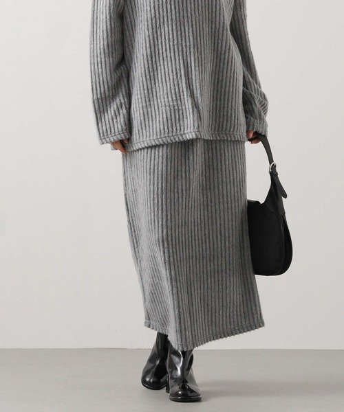 Gready Brilliant（グレディブリリアン）の「【WEB限定】起毛イージーロングスカート（スカート・レディース・アイボリー/グレー・FREE）」の10枚目の写真