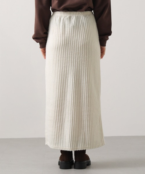 Gready Brilliant（グレディブリリアン）の「【WEB限定】起毛イージーロングスカート（スカート・レディース・アイボリー/グレー・FREE）」の5枚目の写真