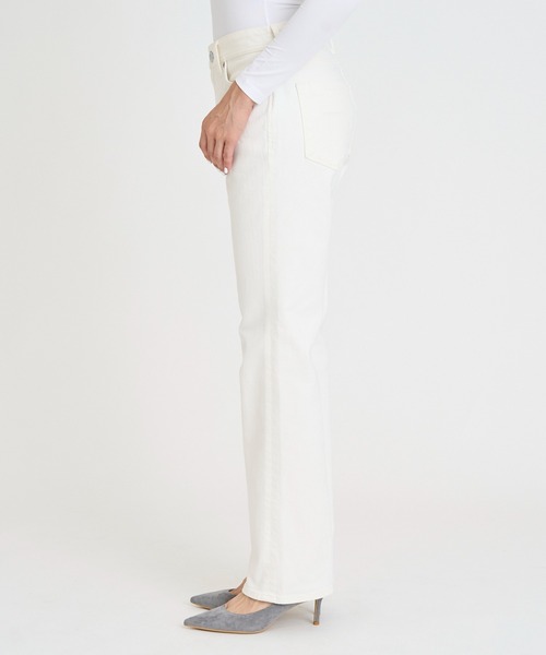 YANUK(ヤヌーク)の「Spill Proof スリムストレート"ANNETTE"(デニムパンツ・レディース・ホワイト・27inch/26inch/25inch/24inch/23inch/22inch)」の5枚目の写真