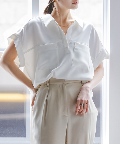 Noble(ノーブル)の「ワークディテールノースリブラウス(シャツ/ブラウス・レディース・ホワイト/チャコールグレー・FREE)」の2枚目の写真