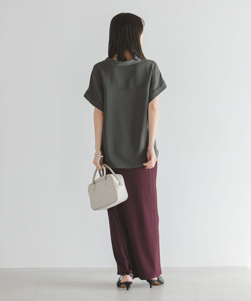 Noble(ノーブル)の「ワークディテールノースリブラウス(シャツ/ブラウス・レディース・ホワイト/チャコールグレー・FREE)」の18枚目の写真